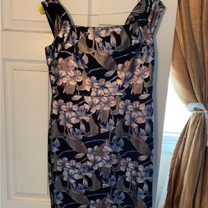 Women’s Sz 8/10 flower metallic color dress